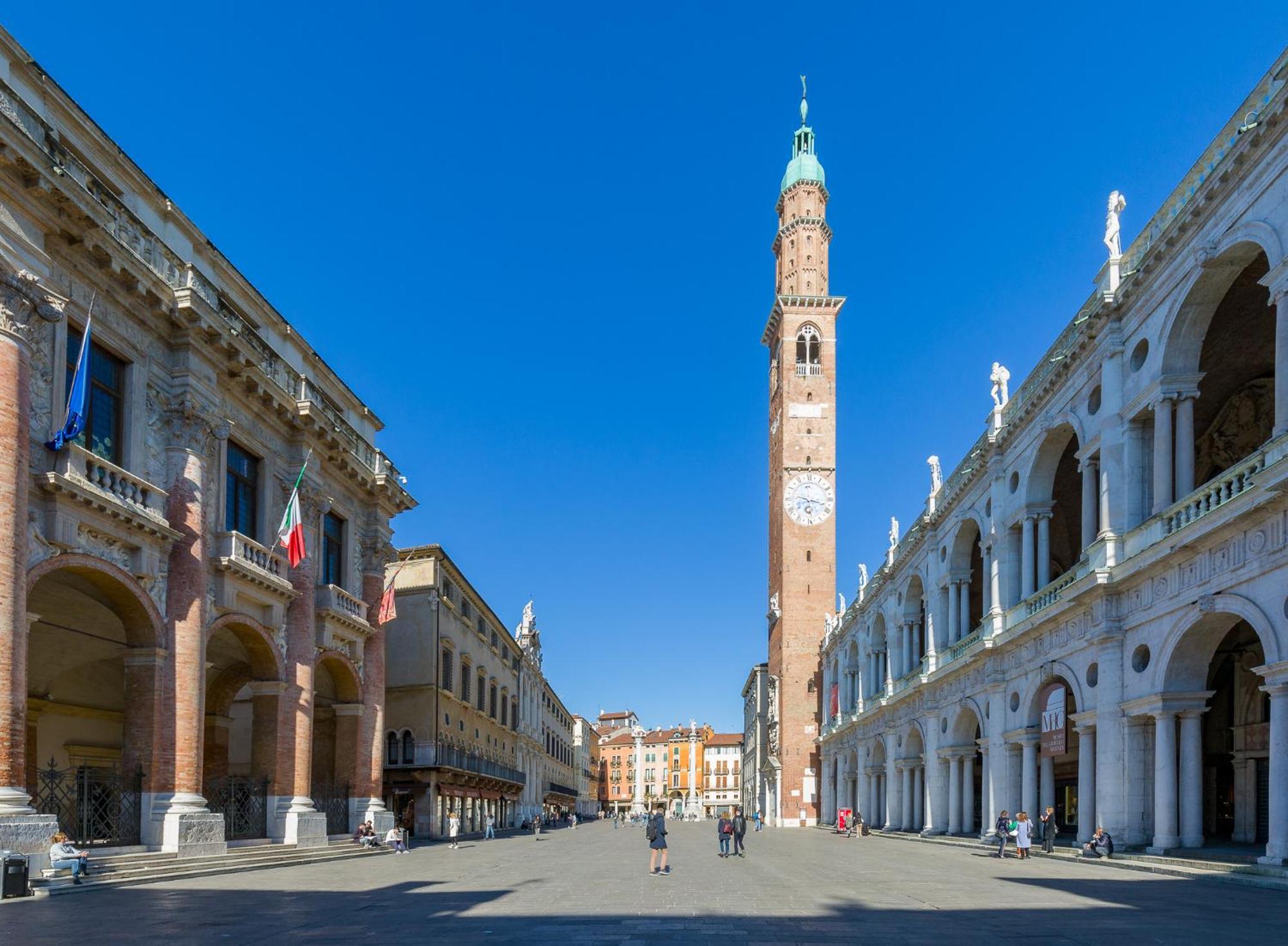 Il Campanile Apartment Vicenza Luaran gambar