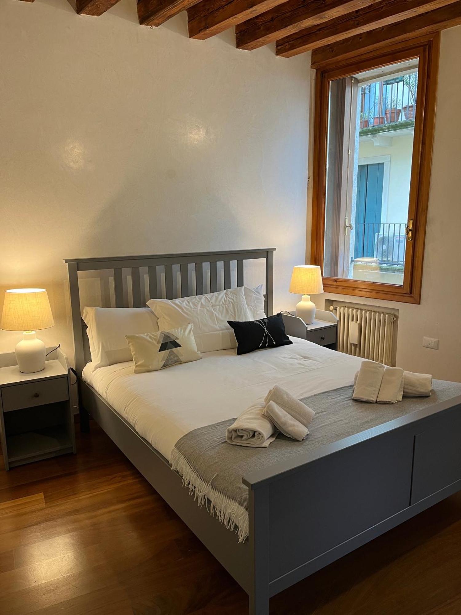 Il Campanile Apartment Vicenza Luaran gambar
