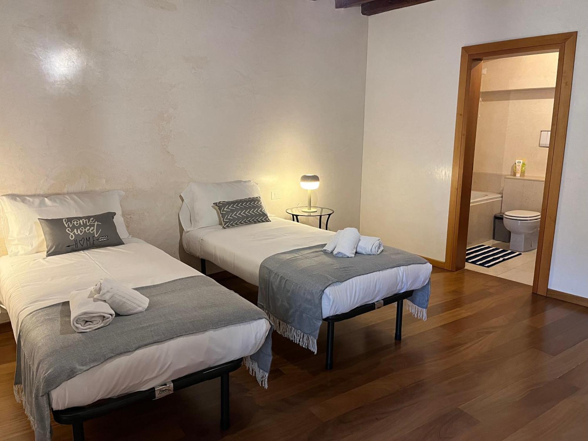 Il Campanile Apartment Vicenza Luaran gambar